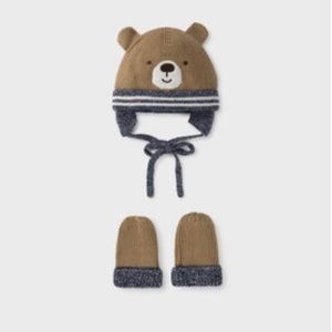 Like New Mayoral warm knitted hat and mittens. Size 9-12 months.